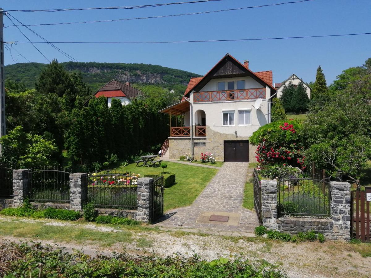 Kámán Nyaraló Badacsonytomaj Exterior foto