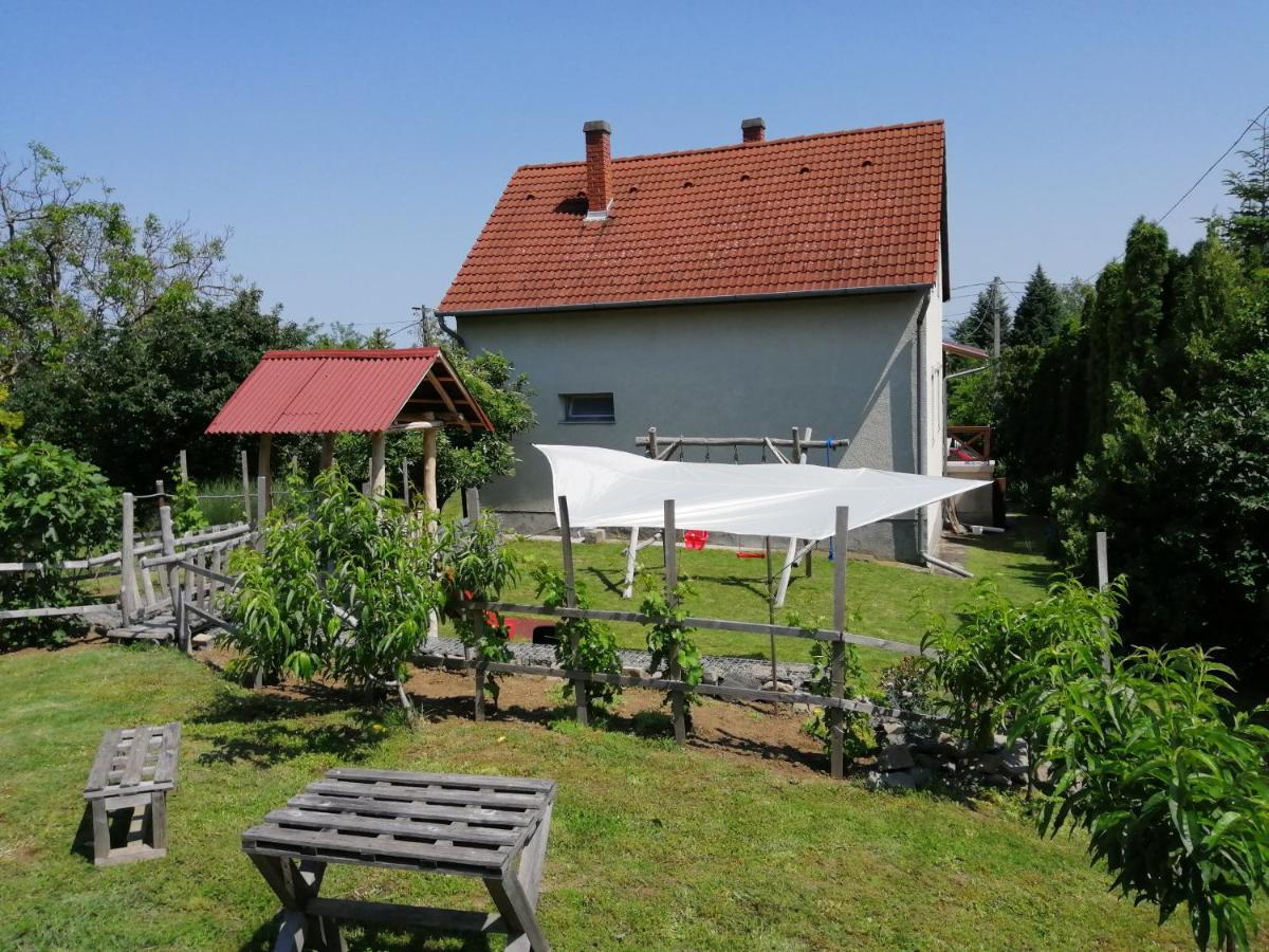 Kámán Nyaraló Badacsonytomaj Exterior foto
